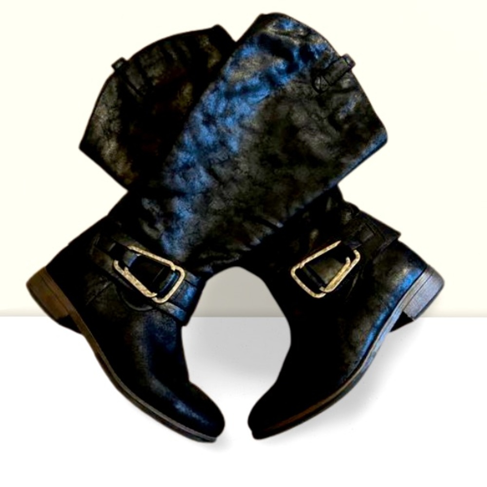 Balance man made boots, size 10W